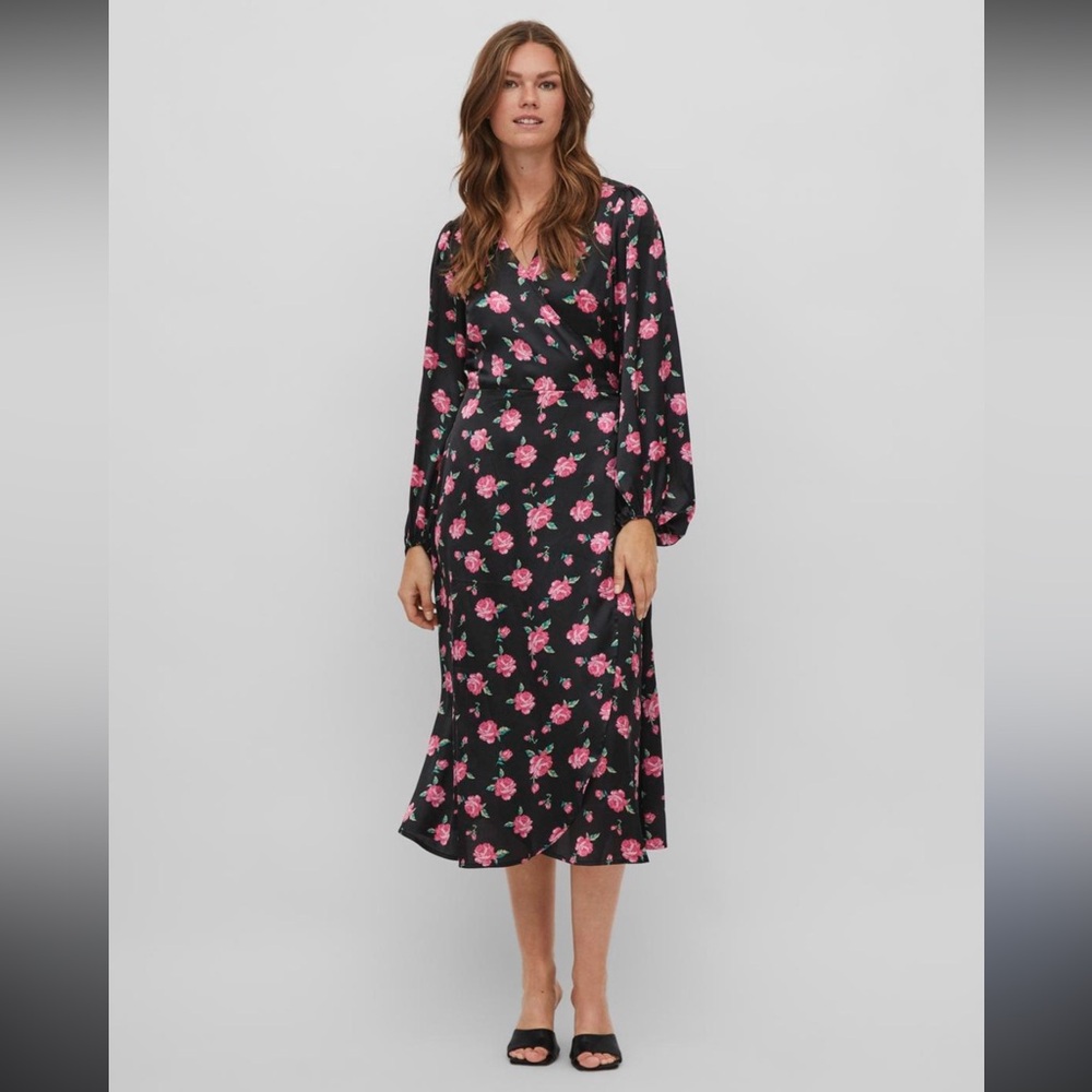VILA Sasha Midi Satin Dress Black Pink Floral Long Sleeve Size Small BRAND NEW